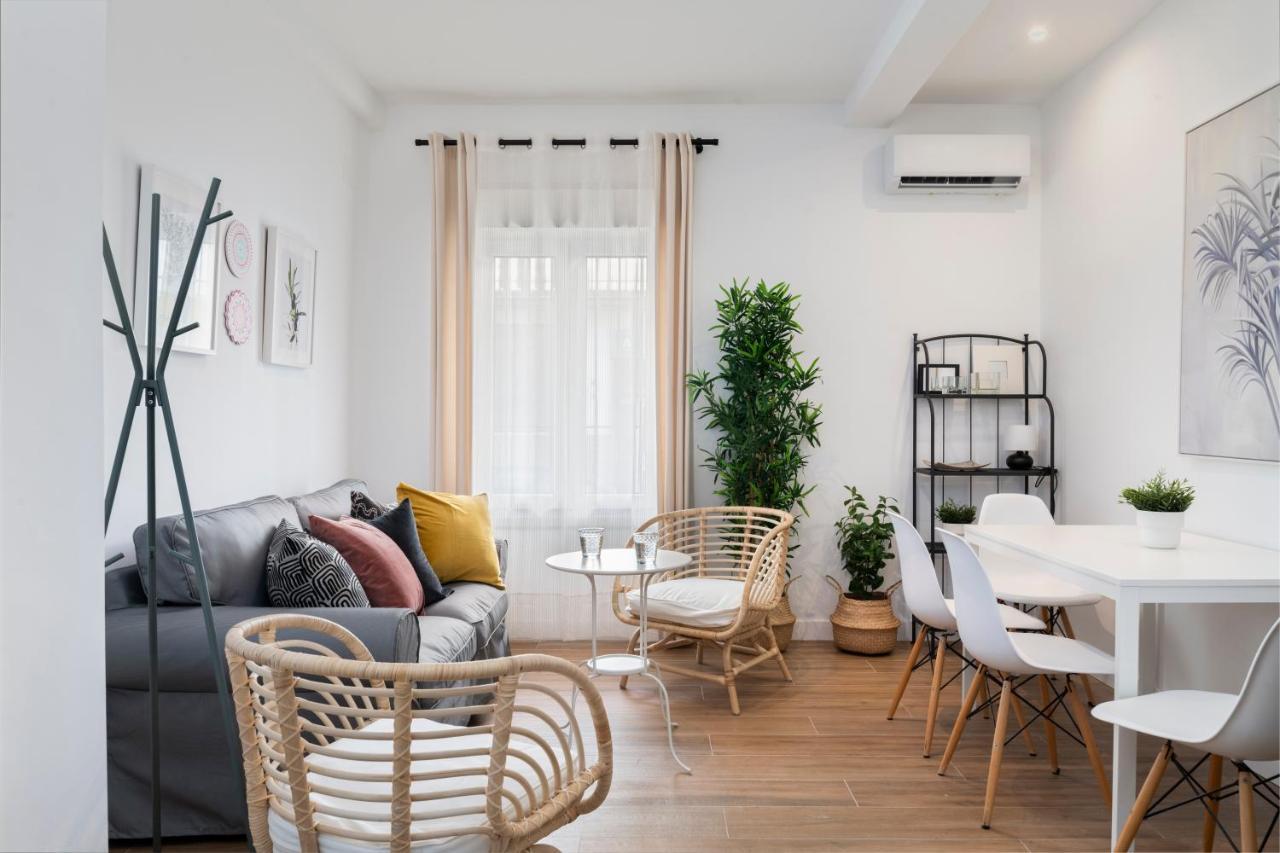 סביליה Mino Suite Apartment מראה חיצוני תמונה